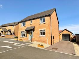 14, Sir Howel Crescent, Caldicot NP26 3FQ