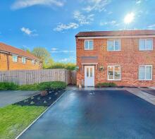 16, Fogg Close, Waddington, Lincoln LN5 9ZL