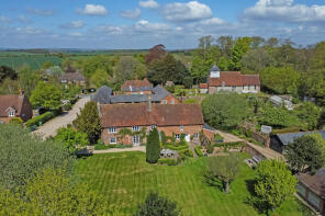 Manor Farm House, Up Street, Basingstoke RG25 2AG