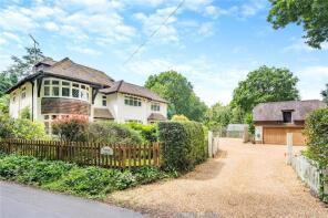 Three Oaks, Crabtree Lane, Churt, Farnham GU10 2LA