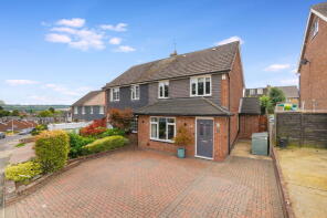 39, Poplicans Road, Cuxton, Rochester ME2 1EH