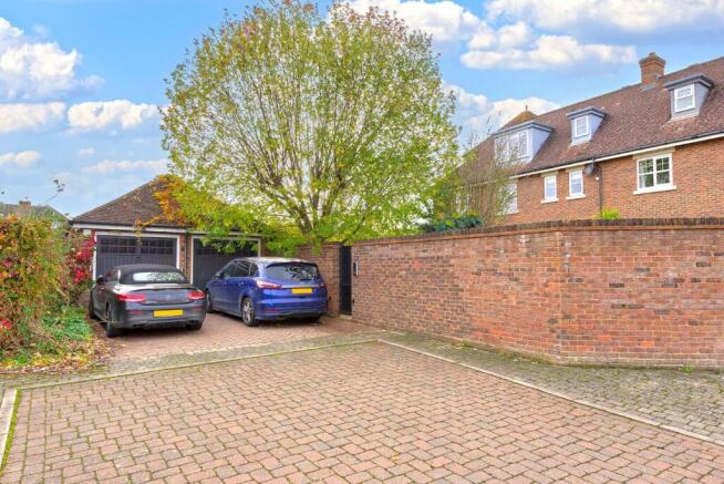 Double Garage & Parking