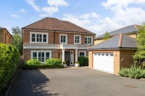 Lincombe, Leatherhead Road, Oxshott, Leatherhead KT22 0ET