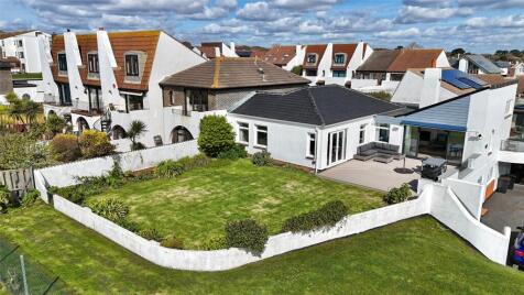 Needles Point, Milford on Sea, Lymington, Hampshire, SO41