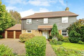 1, Newlyns Meadow, Alkham CT15 7QJ