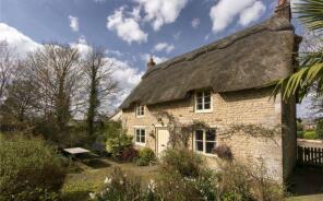 1 Rakes Cottage, Main Street, Oakham LE15 7PE