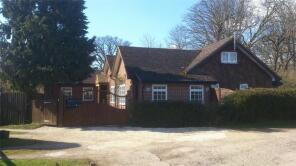 Greenfield Lodge, Haddenham Road, Aylesbury HP17 8LS