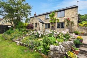 52, Main Street, Ledston, Castleford WF10 2AB