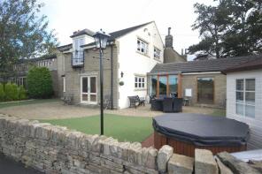 42, Houses Hill, Long Tongue Scrog Lane, Huddersfield HD5 0PA