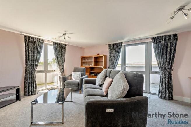 8662715-interior12-800.jpg