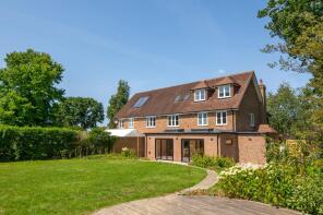 2, Brightleigh Meadow Cottages, Millers Lane, Redhill RH1 5PY