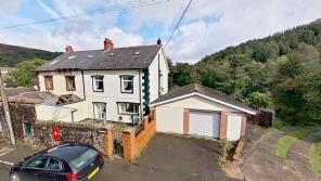 Brookdale, Llanwonno Road, Cwmaman, Aberdare CF44 6PG