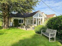 Cross Stone, Homington Road, Salisbury SP5 4LR
