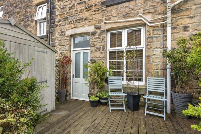 COTTAGE REAR GARDEN