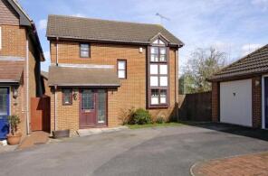 8, Grensell Close, Eversley, Hook RG27 0QQ