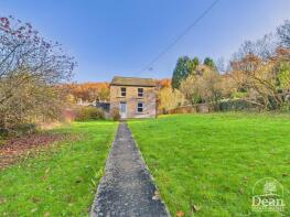 Hangerberry House, Road From Junction With New Road To Rose Cottage, Hangerberry, Lydbrook GL17 9QG