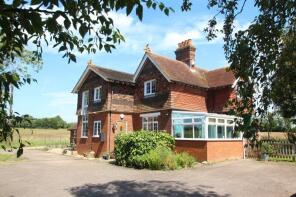 Gardeners Cottage, Heppington, Faussett Hill, Street End, Lower Hardres CT4 7AN