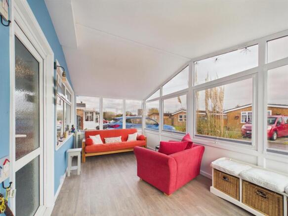 Entry/Sun Room