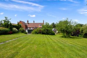2, Forge Cottages, Stane Street, Dorking RH5 5TD