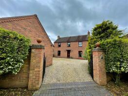 2, Cherry Lane, Bearley CV37 0SX