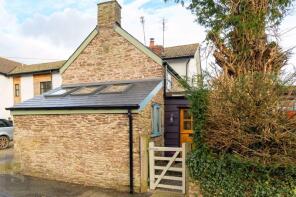 1, Redlands Cottages, C1203 From C1205 To Monnow Farm, Hereford HR2 0LQ