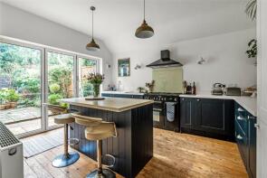 6 Teddy Bear Cottage, Bailey Road, Dorking RH4 3QS