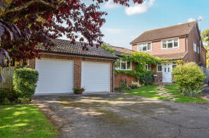 3, Pine Close, Winchester SO21 3EB