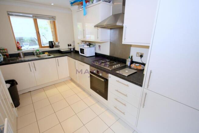 4 bedroom house for rent in Bow, E3