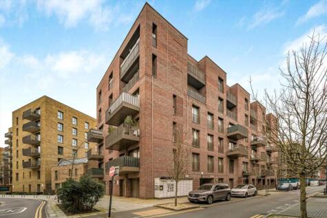 Clarke Avenue, Hounslow