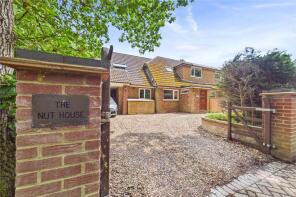 The Nut House, Chapel Lane, Aldermaston, Reading RG7 4QE