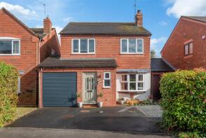 53, Hopkins Way, Warwick CV35 9UE