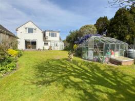 Little Chippings, Rock Road, Rock, Wadebridge PL27 6NW