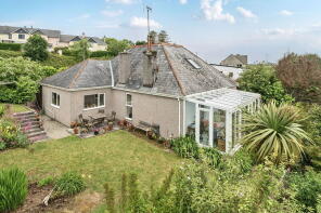 Whispers, Ugborough Road, Ivybridge PL21 0ER