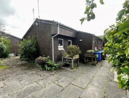 3, Gibson Close, Dollar FK14 7DS