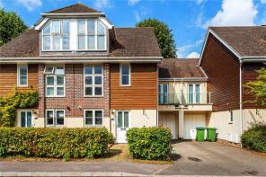 47, Pendenza, Cobham KT11 3BY