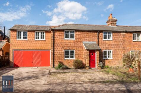 Morris Street, Hook, Hampshire, RG27