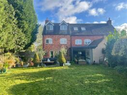 Fairview, Clattercut Lane, Rushock, Droitwich WR9 0NW