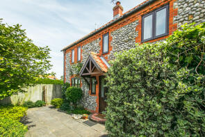 Appletons, The Street, Holt NR25 7SZ