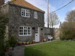 Batch Farm Cottage, Hembridge Road, East Pennard, Shepton Mallet BA4 6TZ