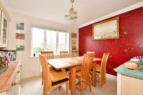 1, Chapel Close, London Road, Pulborough RH20 1SA