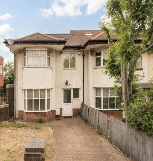 Boston Manor Road, Brentford