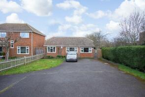 2a, Tile Kiln Hill, Canterbury CT2 9EE