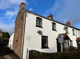 4, Blacksmiths Arms Row, Main Road, Alvington GL15 6AU
