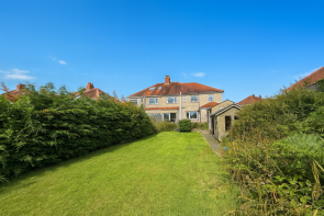 52, Fairy Grove, Killay, Swansea SA2 7BY