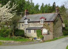 4, Hendre, Llangadfan, Welshpool SY21 0QD