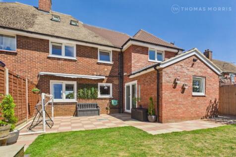 Beauchamp Close, Eaton Socon, St. Neots, Cambridgeshire, PE19