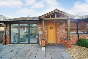 5, The Barns, Oldwich Lane West, Chadwick End, Solihull B93 0BJ