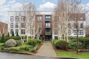 Flat 18, Henry Court, Unwin Way, Stanmore HA7 1FG