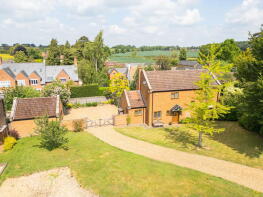 4, Pine Court, Northampton NN7 4EZ