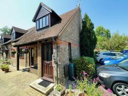 25, Watermill Court, Bath Road, Woolhampton, Reading RG7 5RD